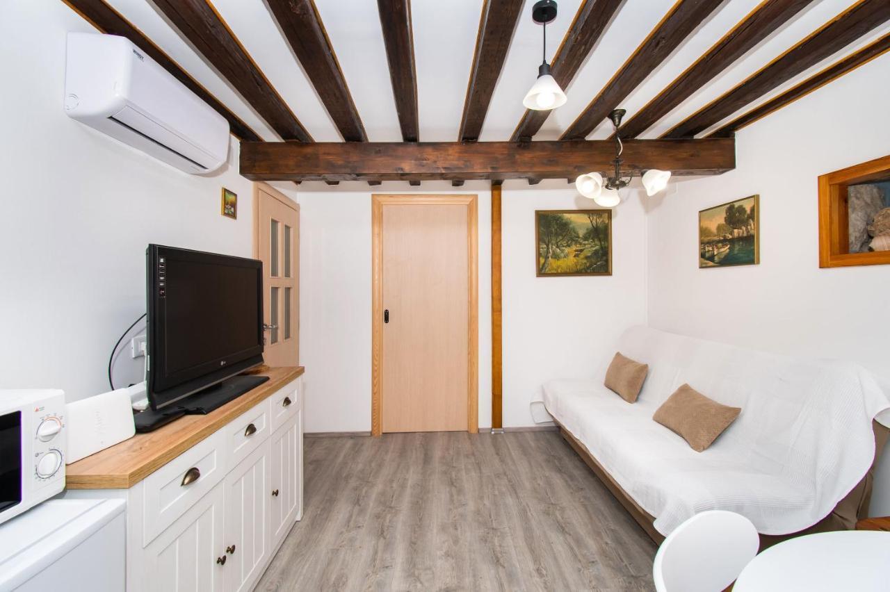 Apartment Rustika Skradin Exterior foto